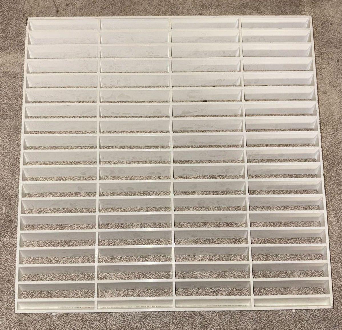 WHITE PLASTIC VENTILATION GRILL 230MM