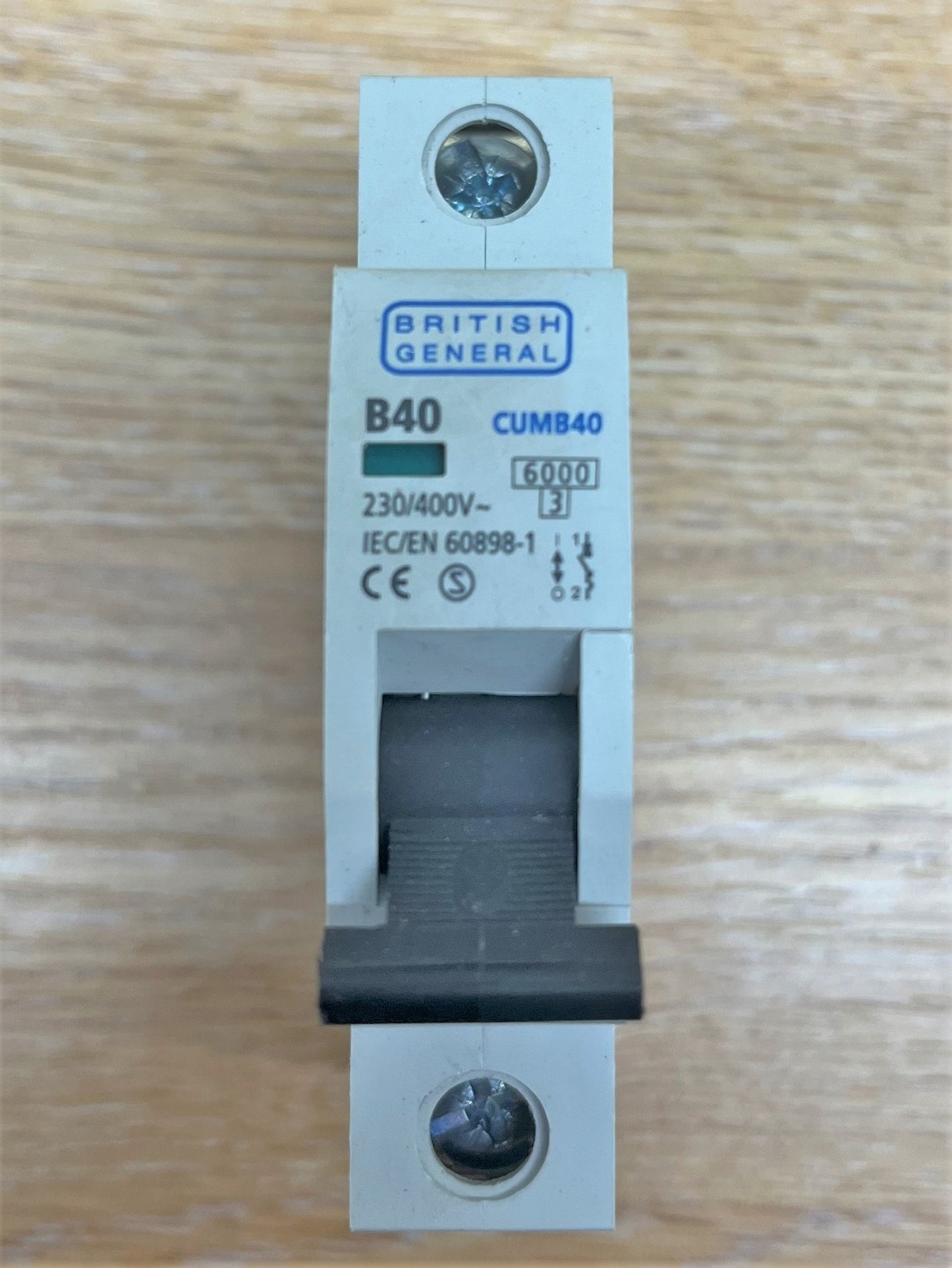 BRITISH GENERAL CUMB40 230/400V IEC/EN60898 6000KA/3KA B40 SINGLE POLE