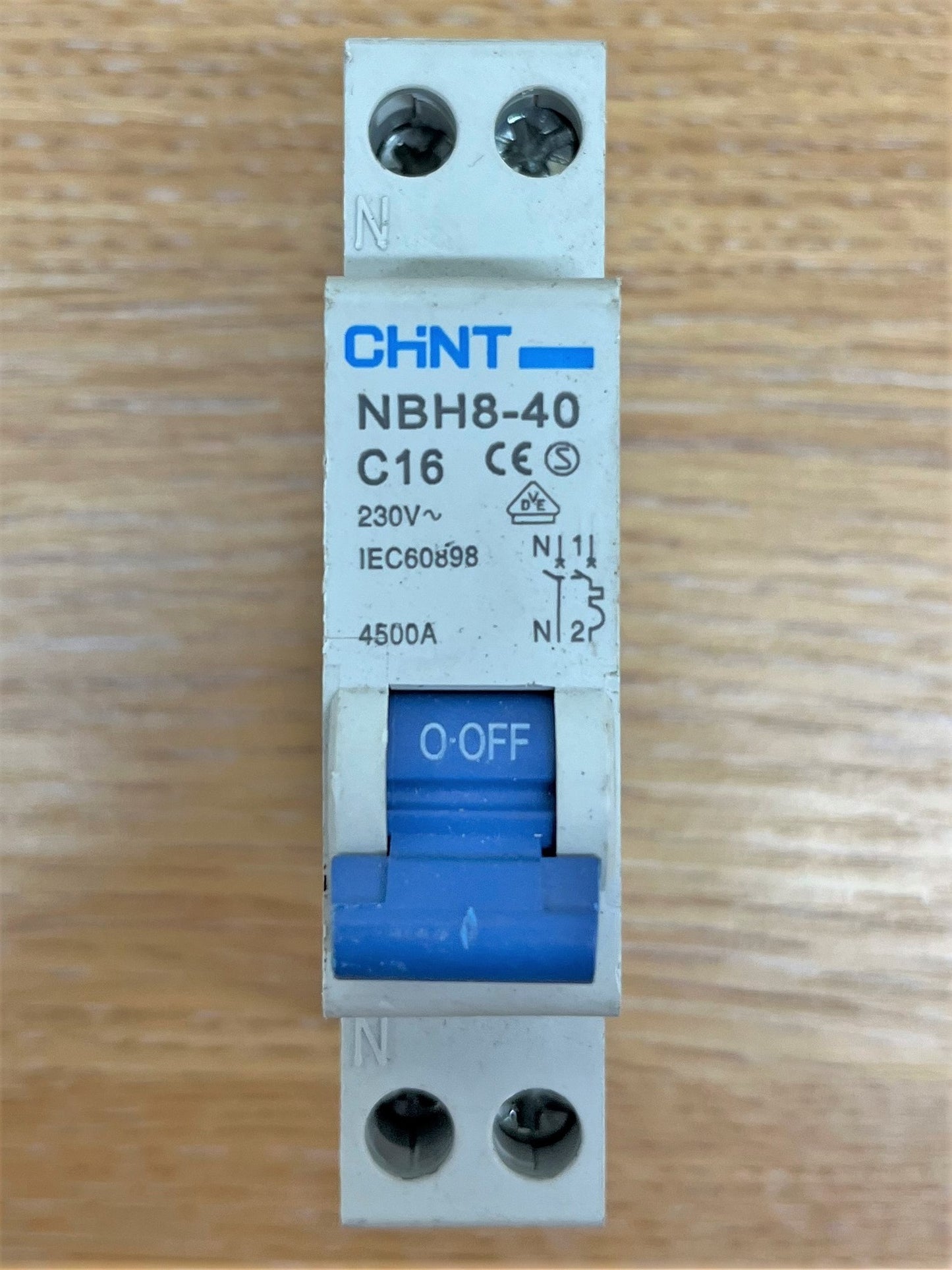CHNT NBH8-40 4500A 230V C16 DOUBLE POLE