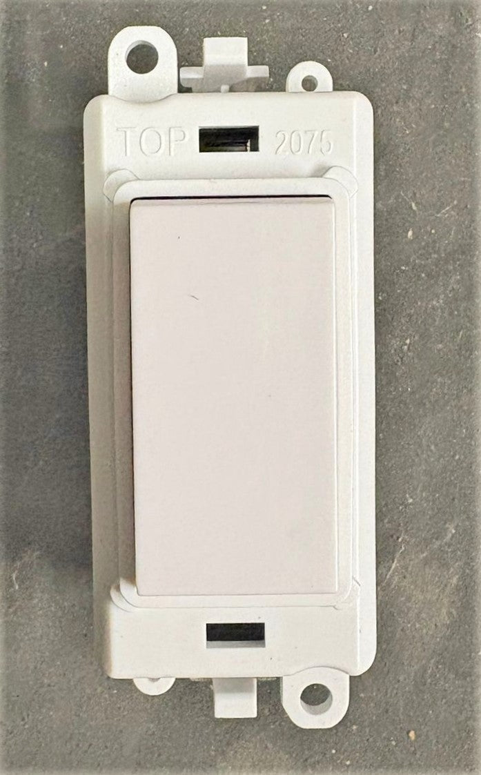 CLICK GRIDPRO 20A 3POSITION RETRACTIVE SWITCH POLAR WHITE