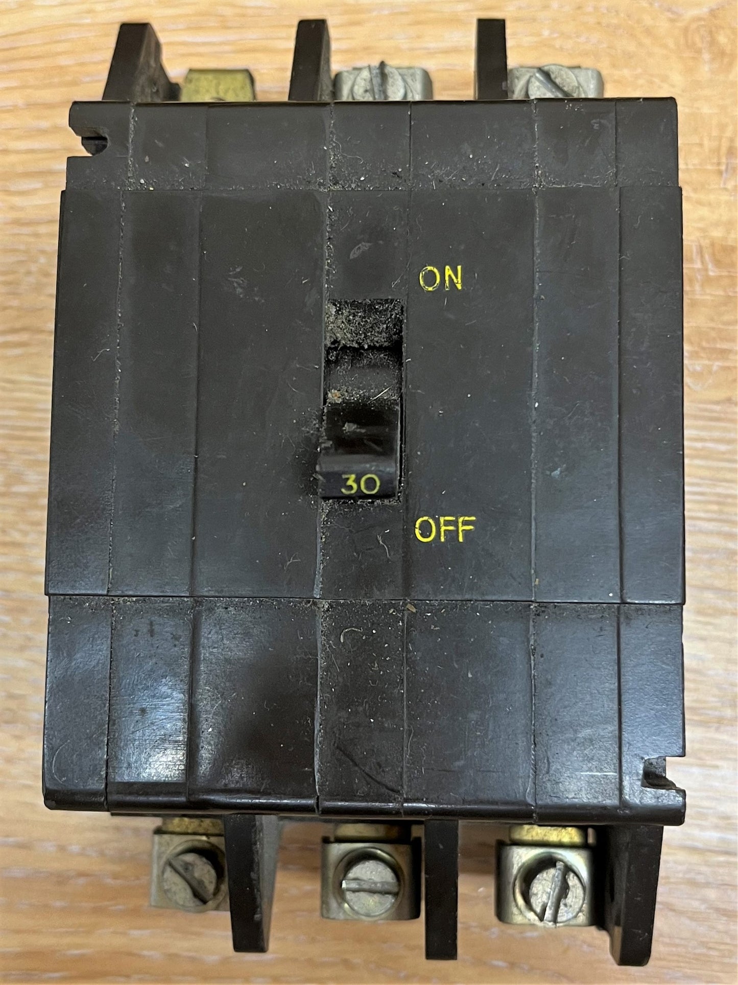CRABTREE TYPE C50 MCB M4-5 TYPE 2 240/415V 3PH BS3871 30A TRIPLE POLE