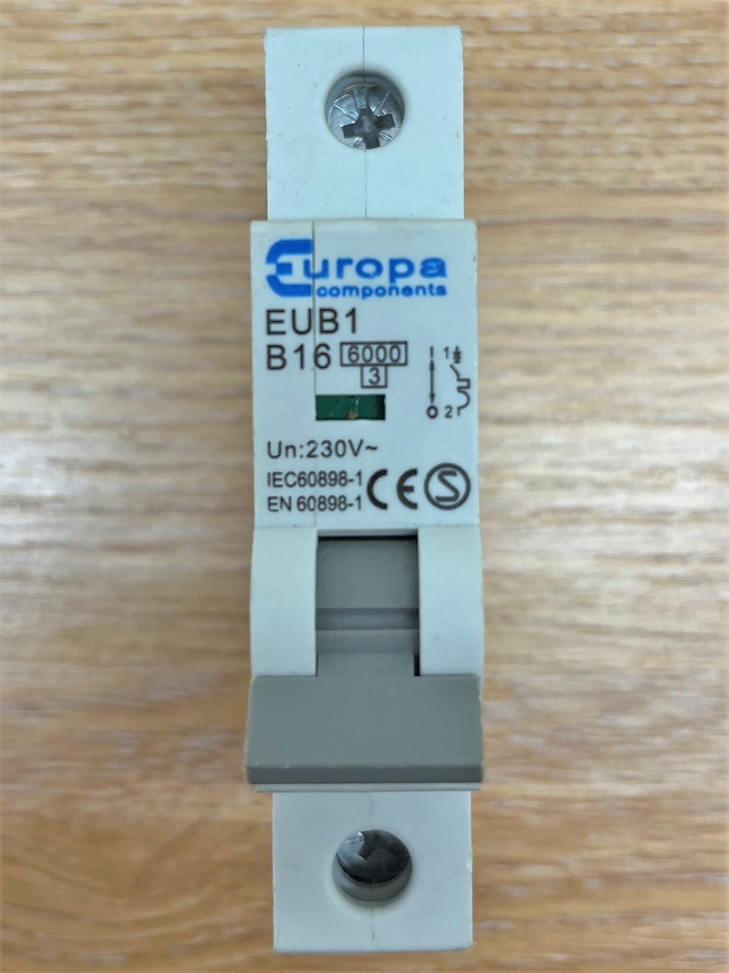 EUROPA EUB1 B16 6000KA/3KA 230V IEC/EN60898 SINGLE POLE