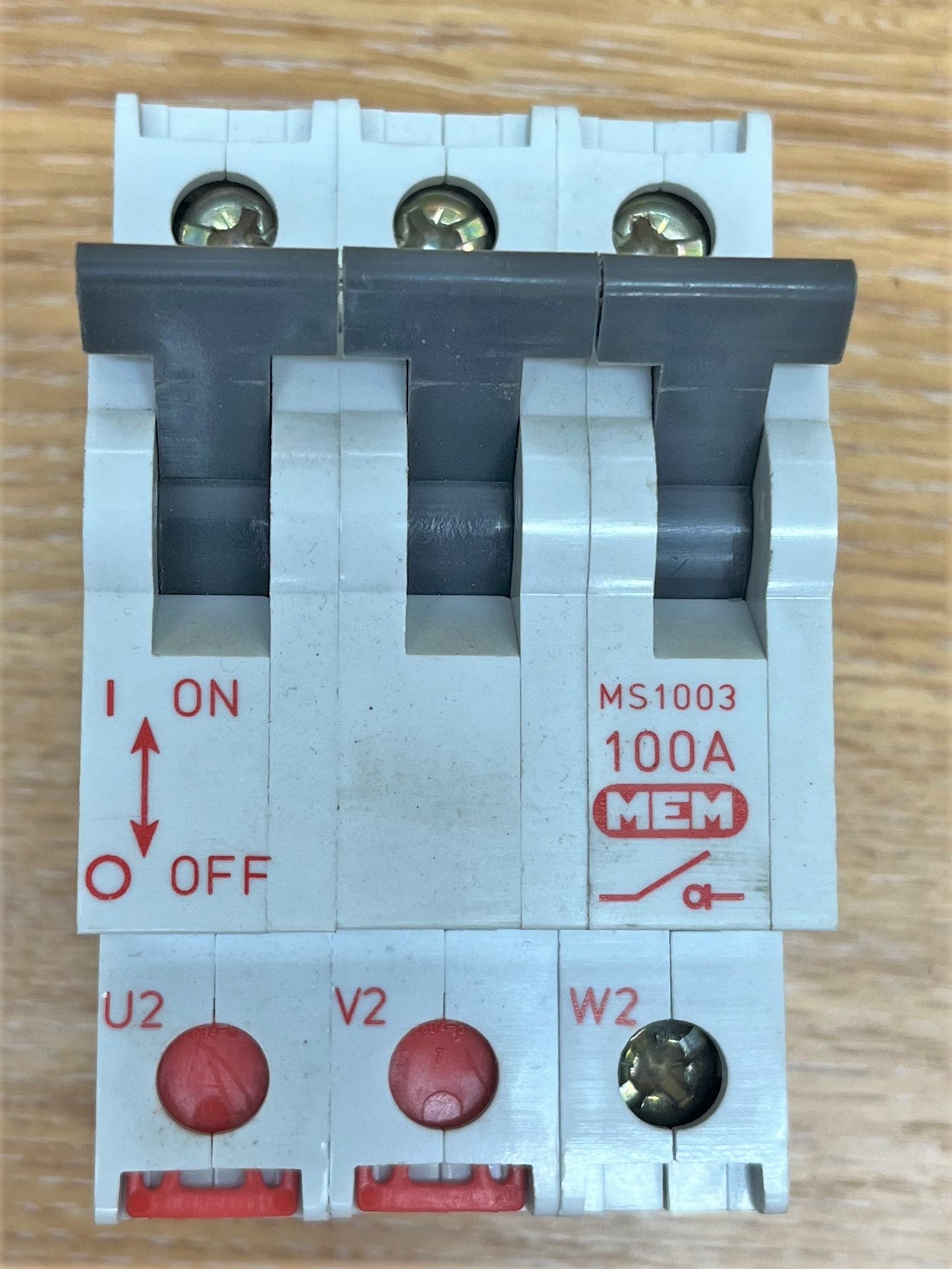 MEM MS1003 100A TRIPLE POLE