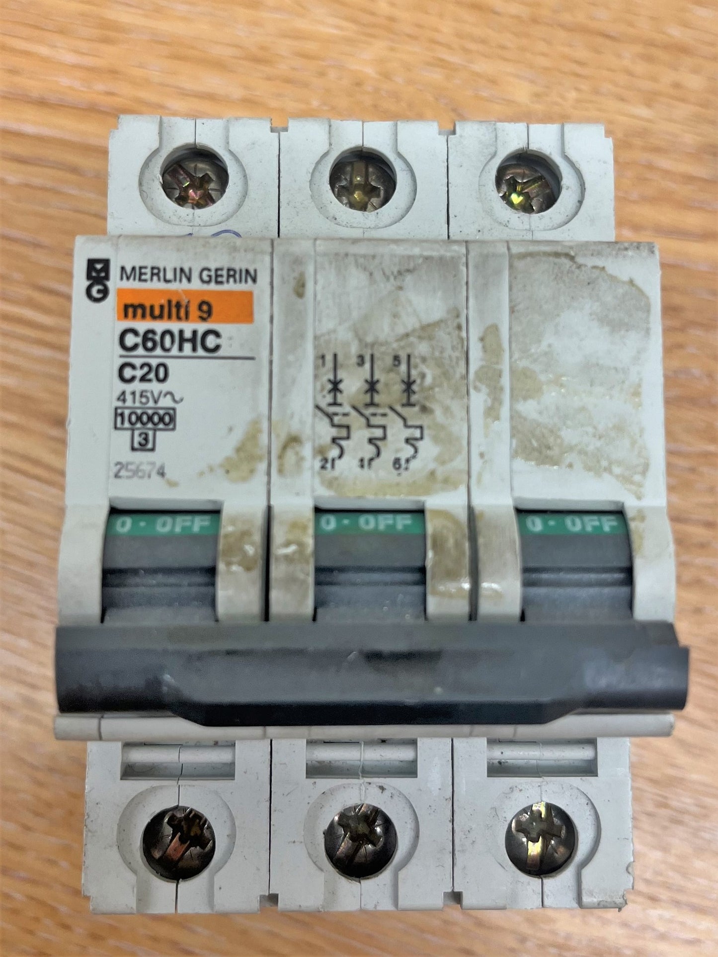 MERLIN GERIN MULTI 9 C60HC320 C20A TRIPLE POLE