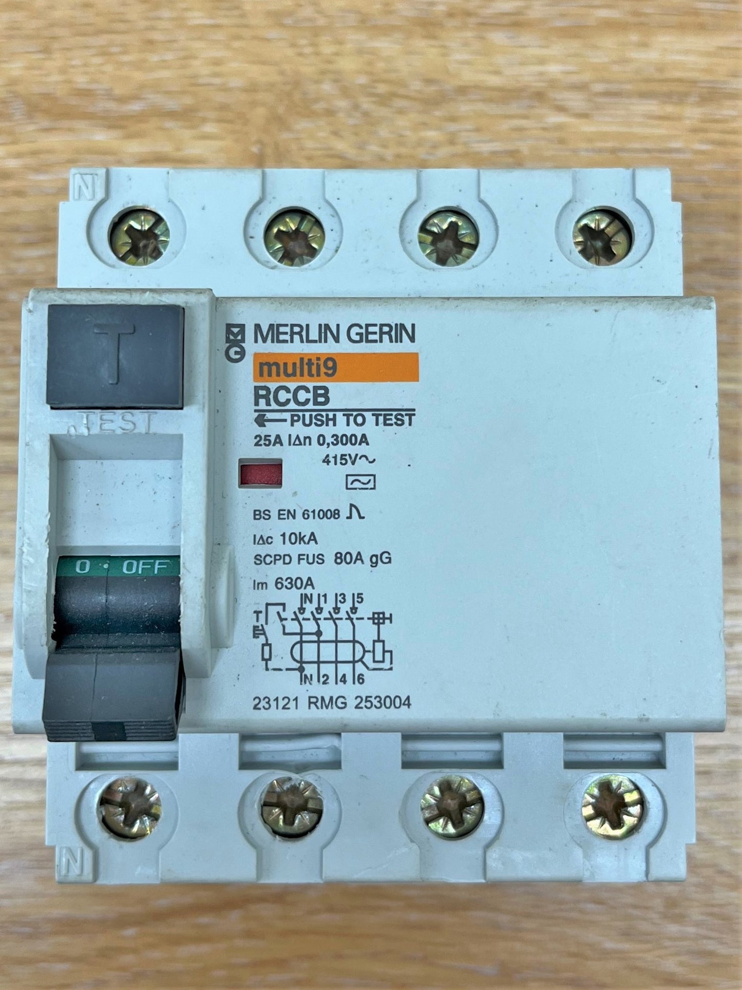 MERLIN GERIN MULTI 9 RCCB 25A 300mA RMG 253004 BSEN61008 23121