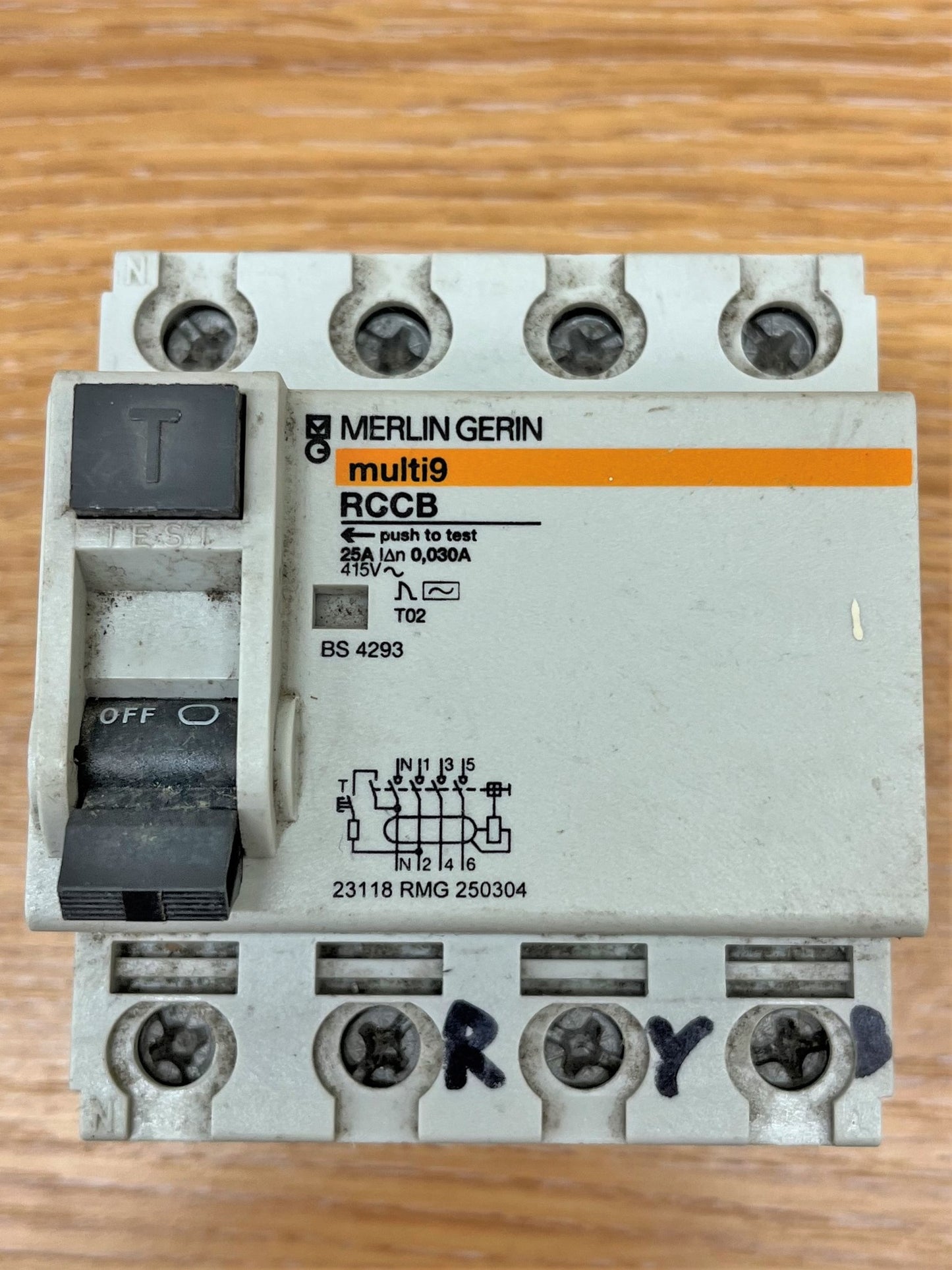 MERLIN GERIN MULTI 9 RCCB 25A 30mA RMG 250304 BS4293 23118