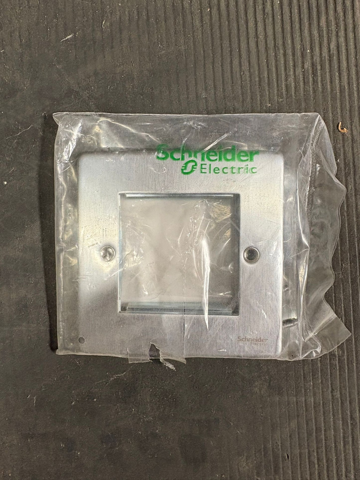 SCHNEIDER GET ULTIMATE 1 GANG 2 MODULE FACE PLATE BRUSHED CHROME GU8560BC