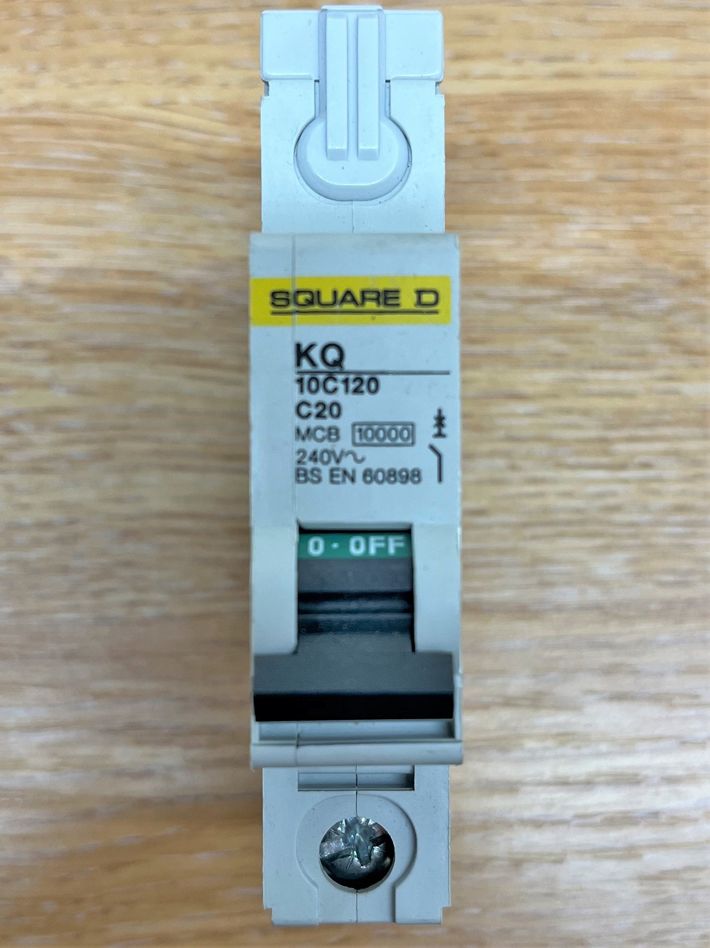 SQUARE D KQ 10C120 C20 MCB 10KA 240V BS EN 60898 SINGLE POLE