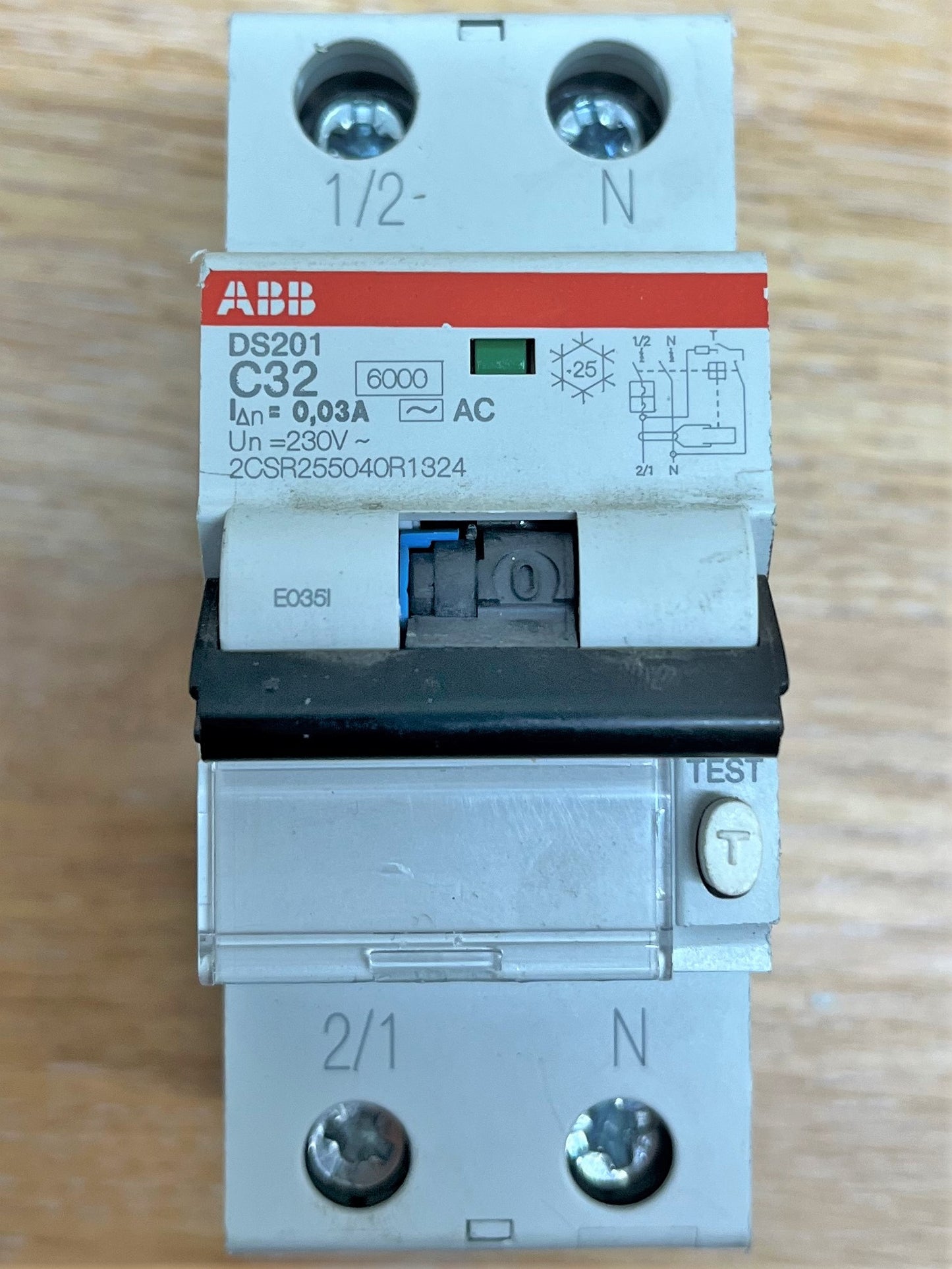 ABB DS201 230V 0.03A 6KA C32 MCB/RCD DOUBLE POLE