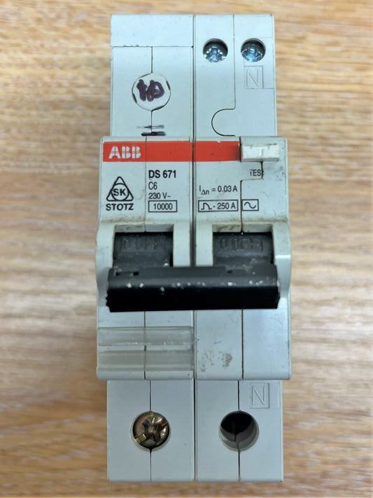 ABB DS671 230V 0.03A 10KA C6 MCB/RCD DOUBLE POLE