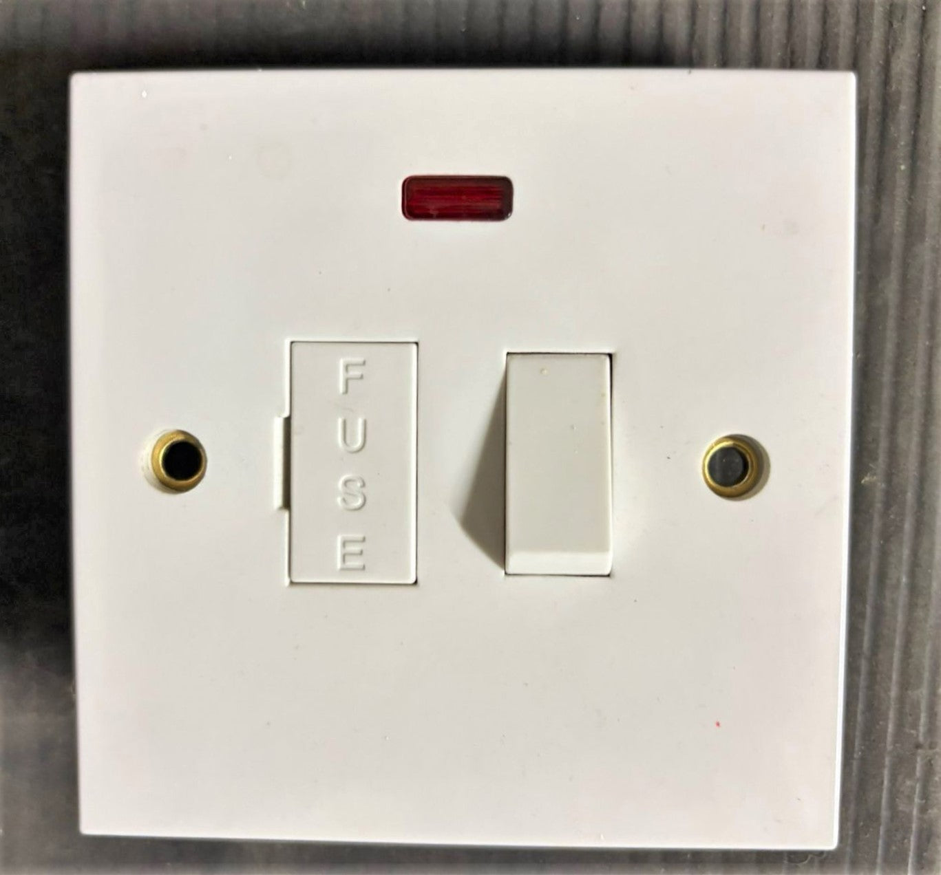 BRITISH GENERAL  13A DOUBLE POLE FUSE SPUR WIHT NEON
