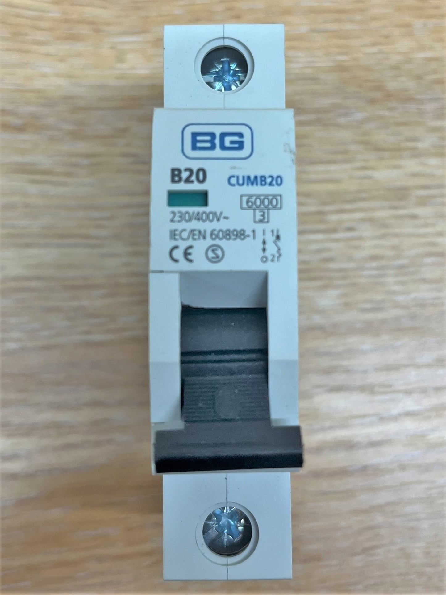BRITISH GENERAL  CUMB20 230/400V IEC/EN60898 6000KA/3KA B20 SINGLE POLE