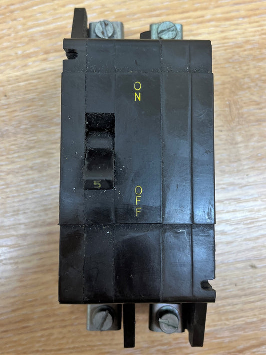 CRABTREE TYPE C50 MCB  TYPE 2 240/415B 3PH M4-5 BS3871 5A DOUBLE POLE