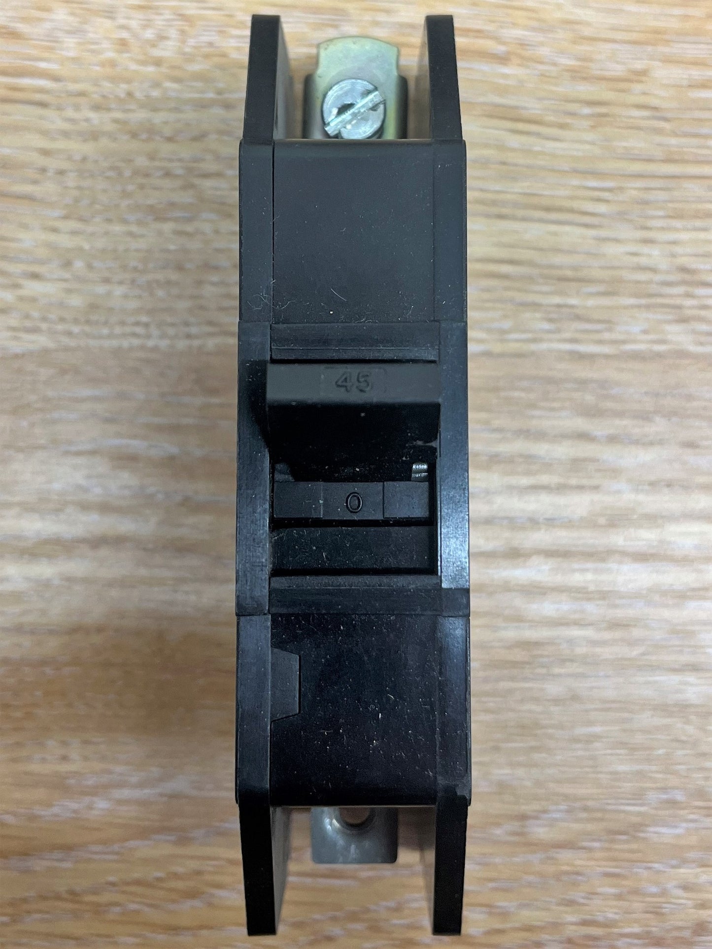 DS LOADMASTER SERIES 15 240V IPH 415V3PH M4-5 BS3871 TYPE 3 45A SINGLE POLE