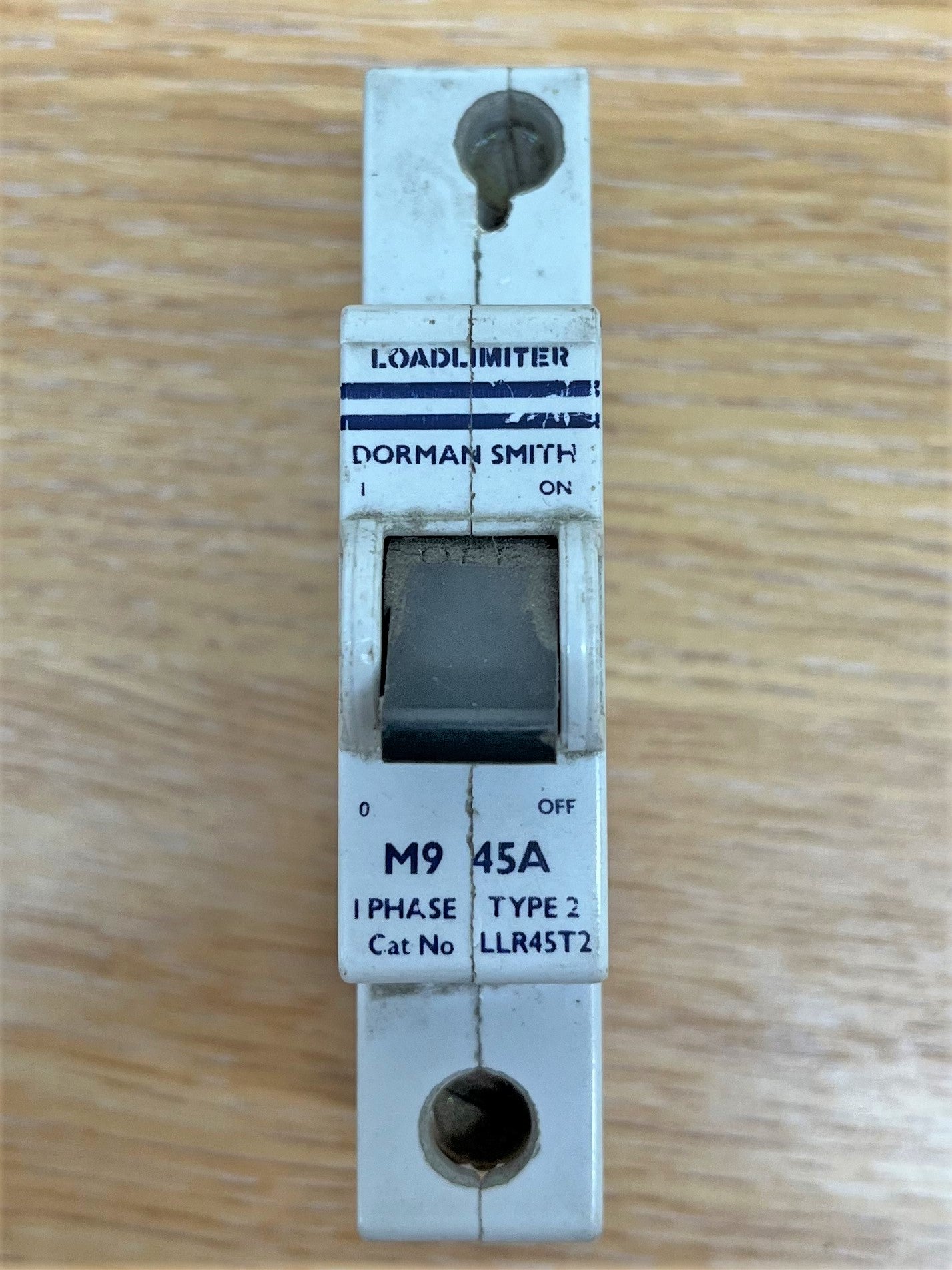 DORMAN SMITH  M9 45A 1PHASE TYPE 2 CAT NO LLR45T2 SINGLE POLE