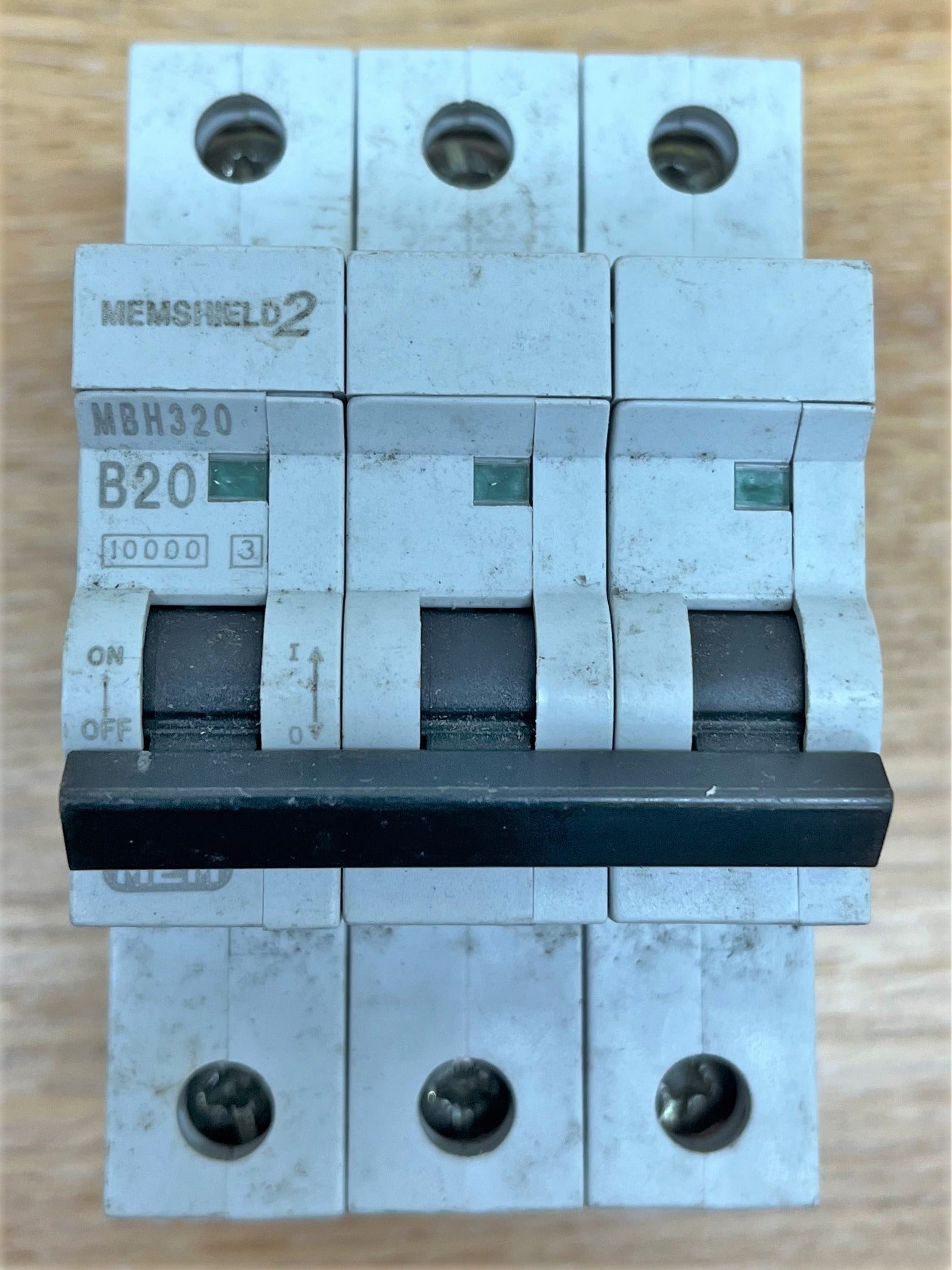 MEMSHIELD 2 MBH320 B20 TRIPLE POLE – Harworth Electrical