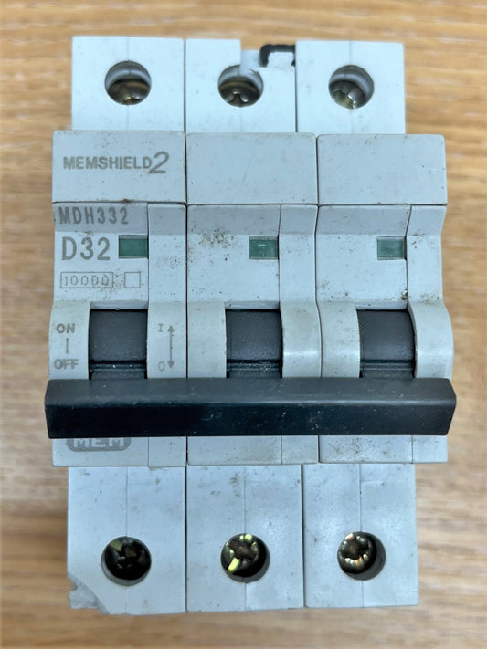 MEMSHIELD 2 MDH332 D32 TRIPLE POLE