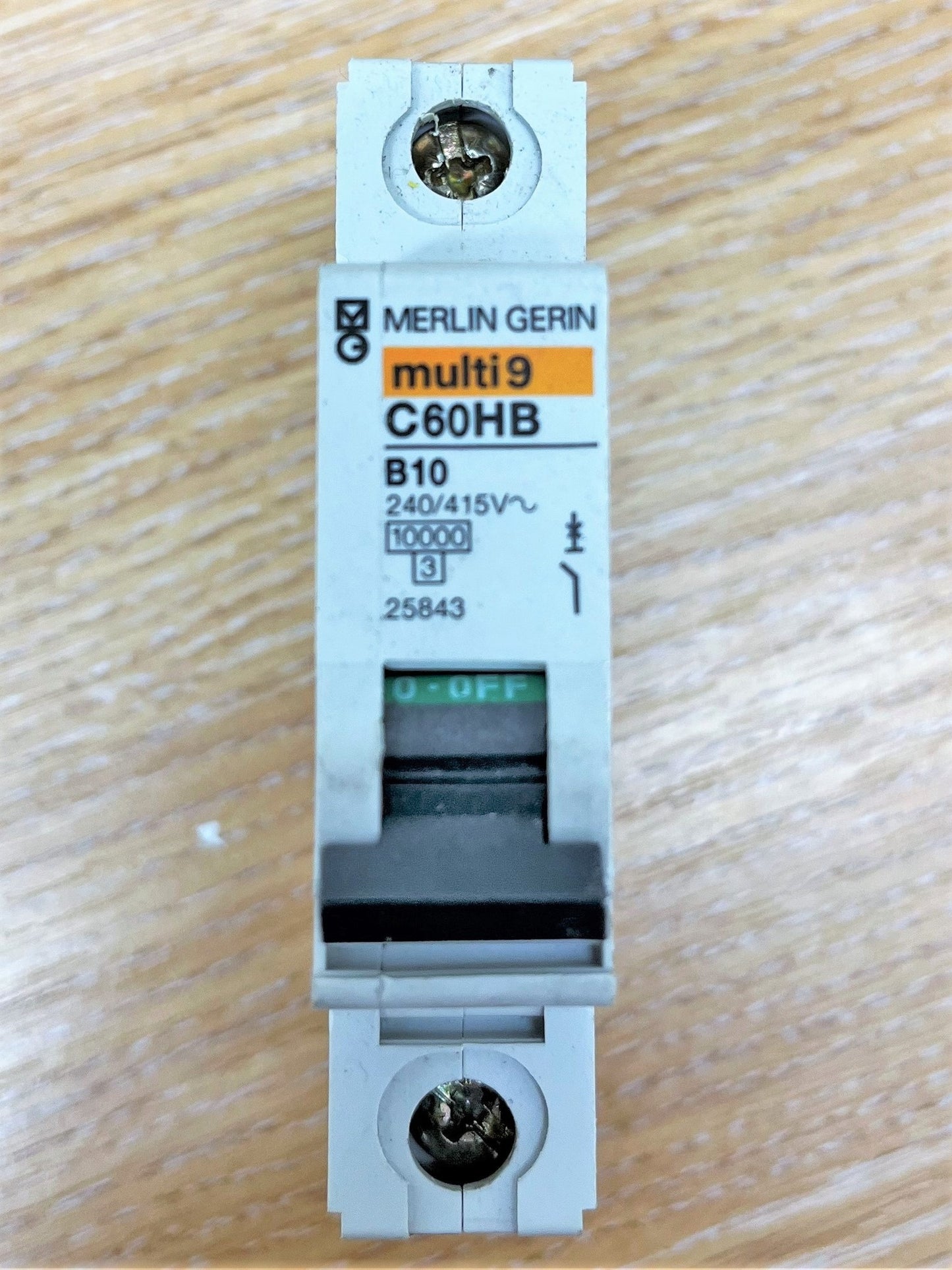 MERLIN GERIN MILTI 9 C60HB110 B10A SINGLE POLE