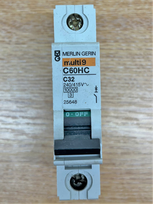 MERLIN GERIN MULTI 9 C60HC132 C32 SINGLE POLE