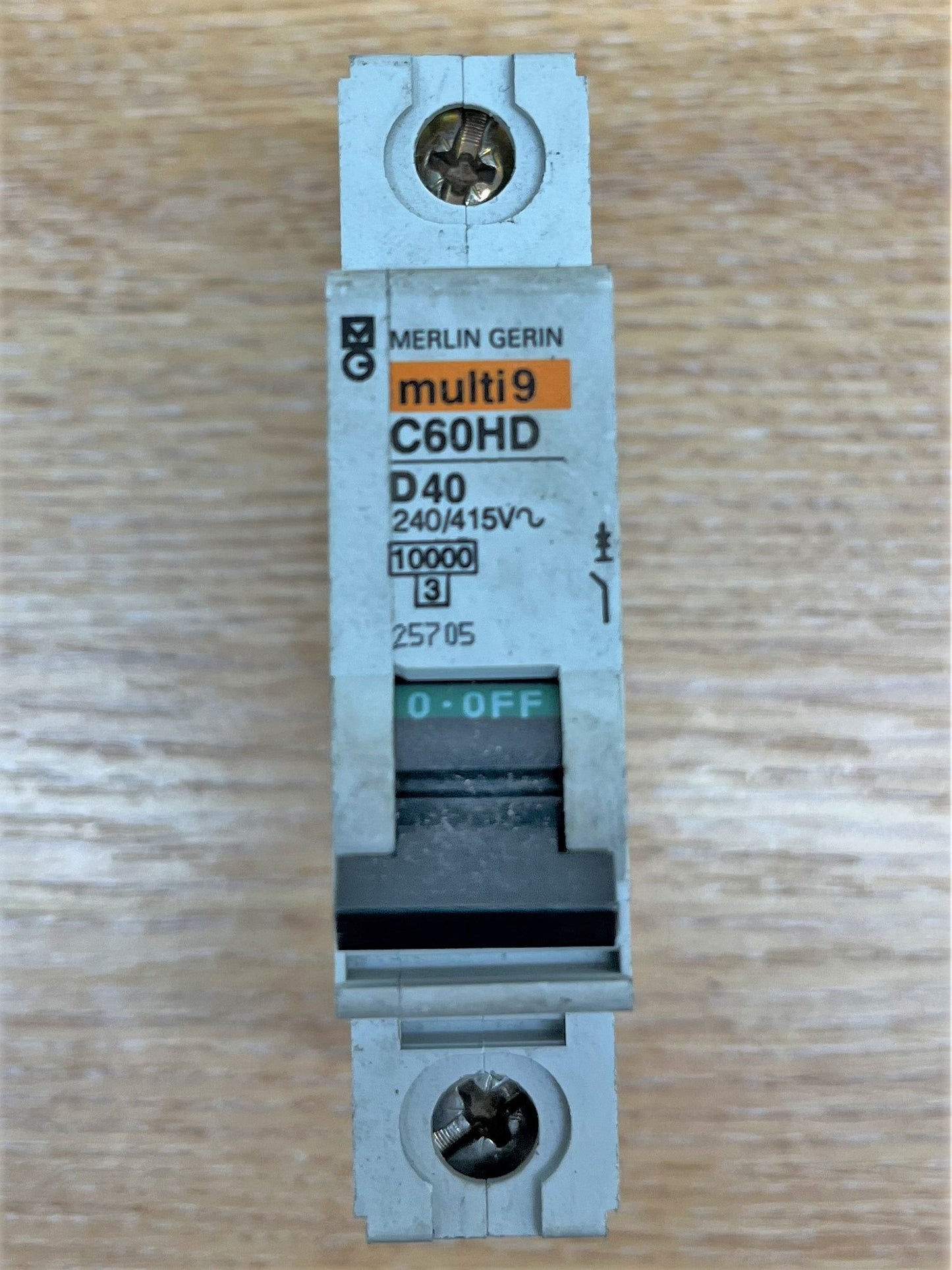 MERLIN GERIN MULTI 9 C60HD140 D40A SINGLE POLE