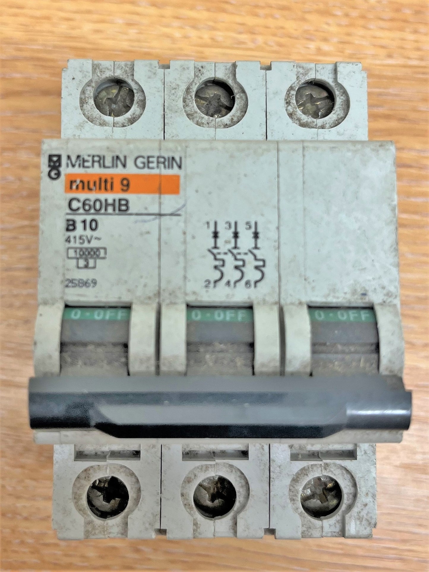 MERLIN GERIN MULTI 9 C60HB310 B10A TRIPLE POLE