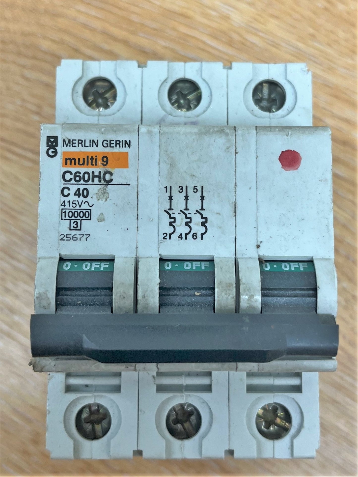 MERLIN GERIN MULTI 9 C60HC340 C40A TRIPLE POLE