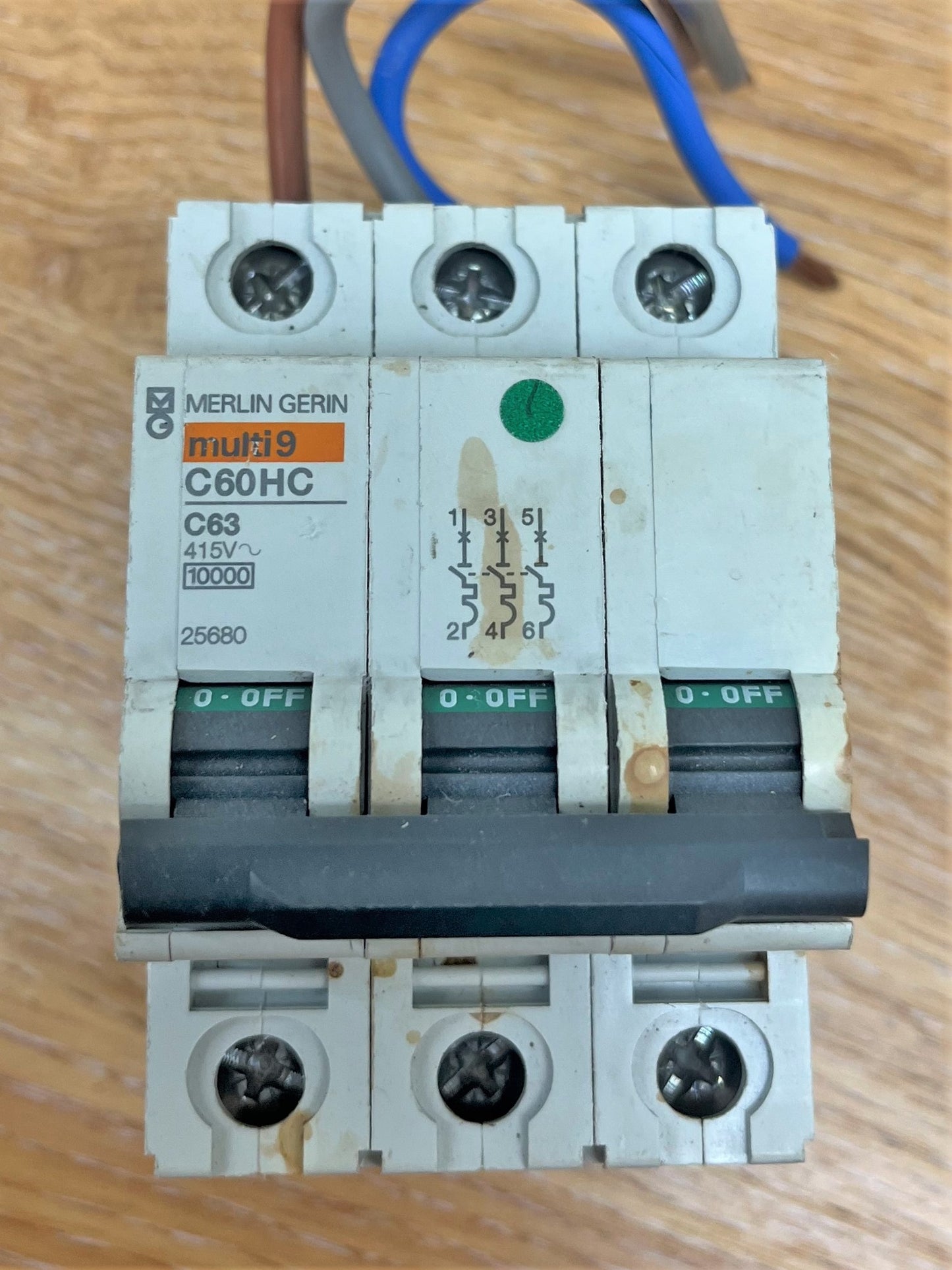 MERLIN GERIN MULTI 9 C60HC363 C63A TRIPLE POLE