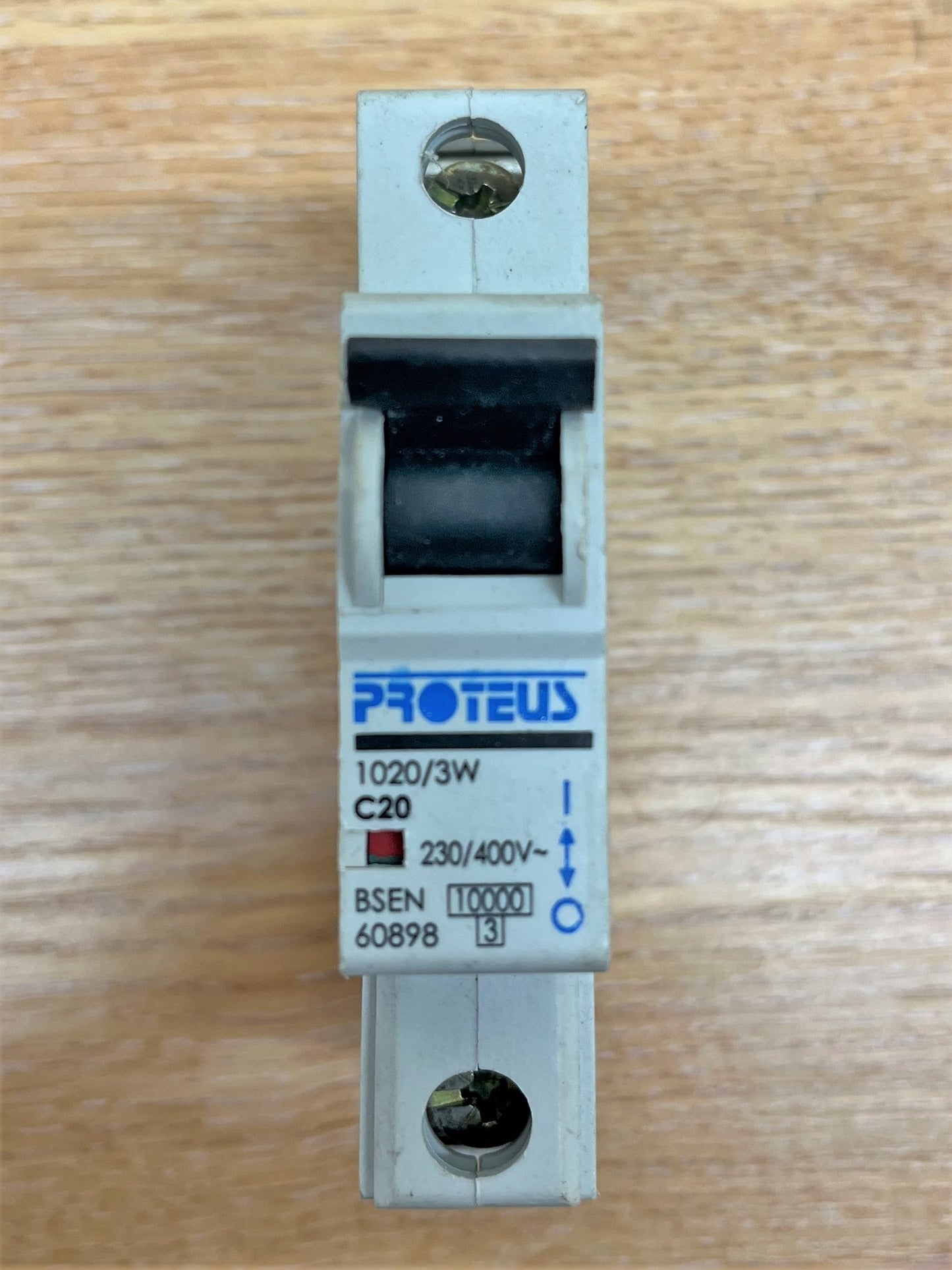 PROTEUS 1020/3W 230/400V BSEN60898 10000KA/3KA C20 SINGLE POLE