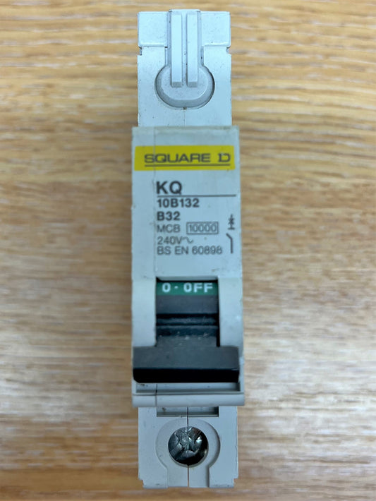 SQUARE D  KQ 10B132 B32 MCB 10KA 240V BS EN 60898 SINGLE POLE