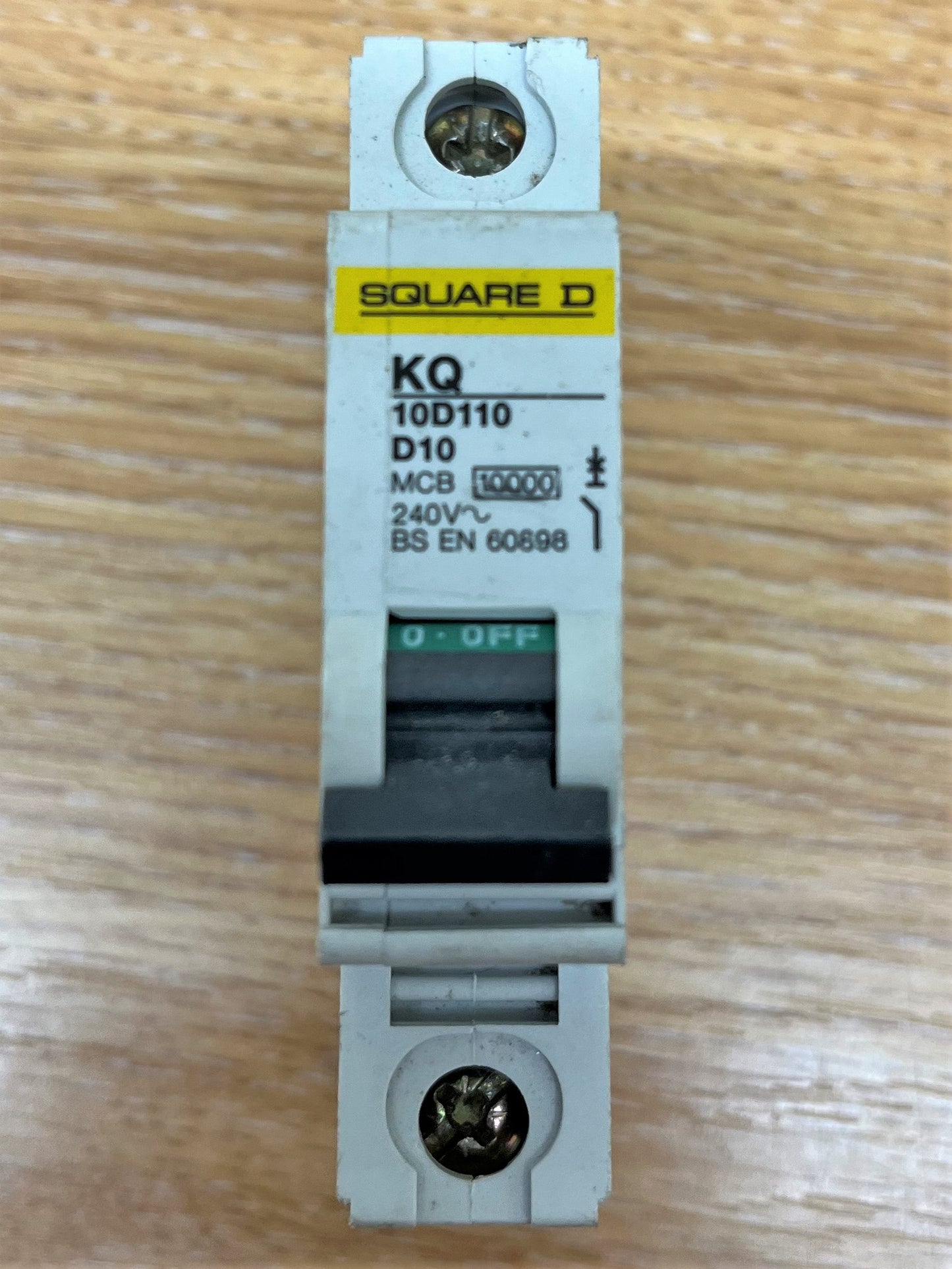 SQUARE D KQ 10D110 D10 MCB 10KA 240V BS EN 60898 SINGLE POLE