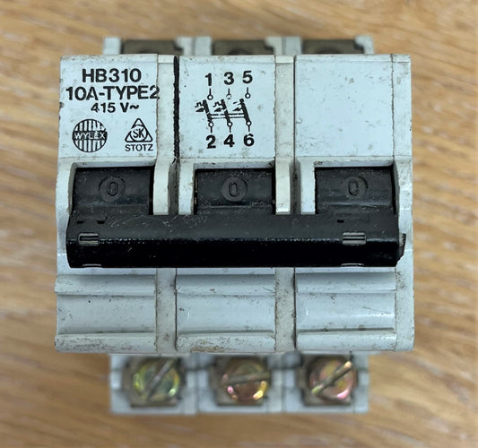WLYLEX HB310 10A TYPE 2 415 TRIPLE POLE